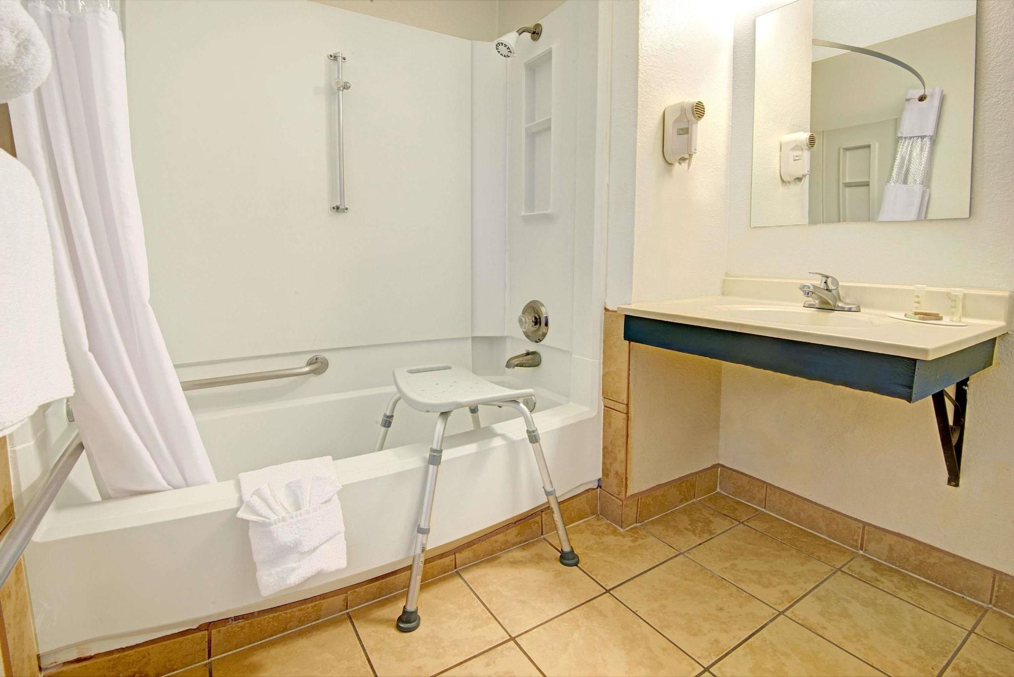 Super 8 By Wyndham Las Cruces University Area Buitenkant foto