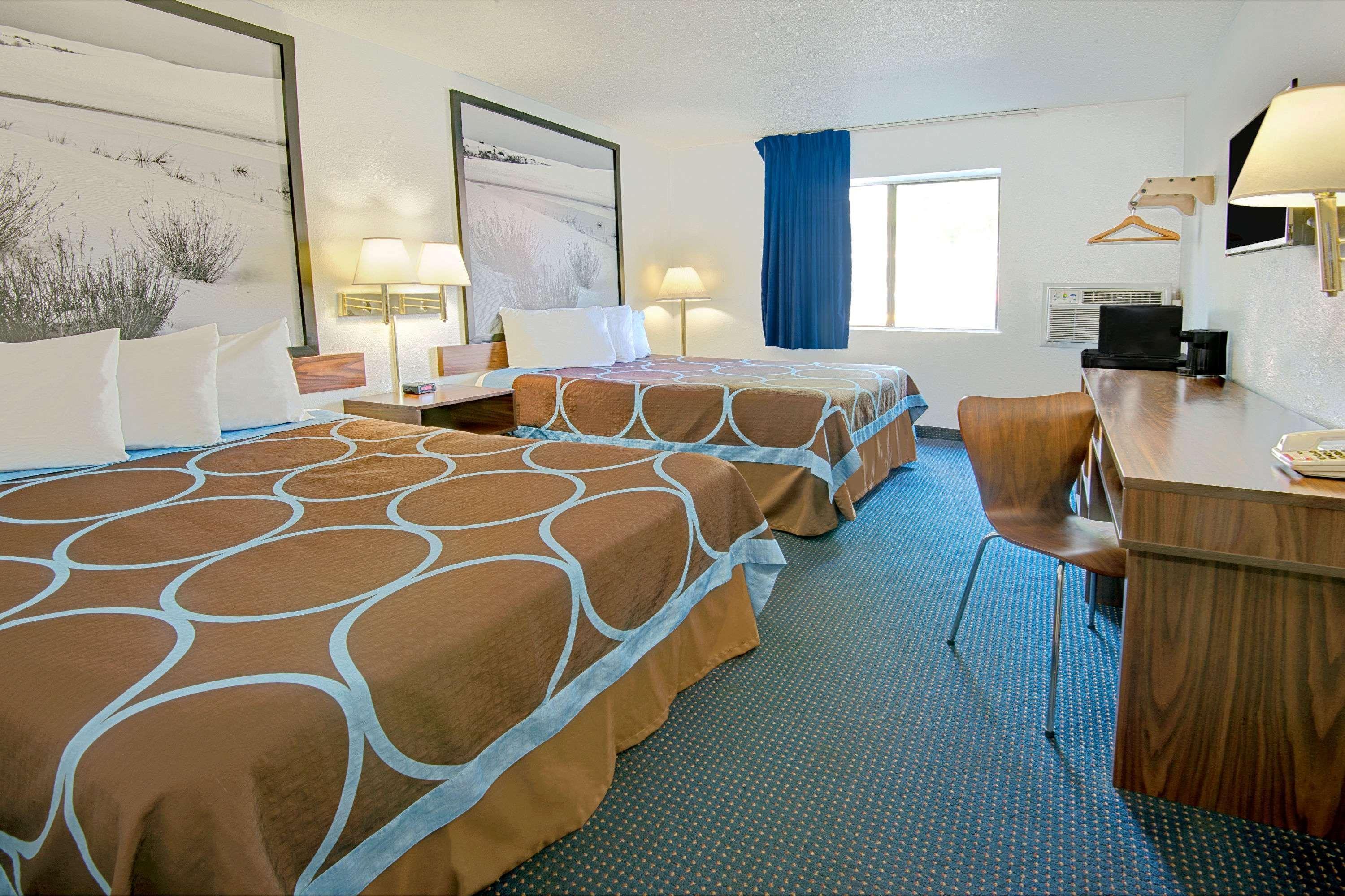 Super 8 By Wyndham Las Cruces University Area Buitenkant foto