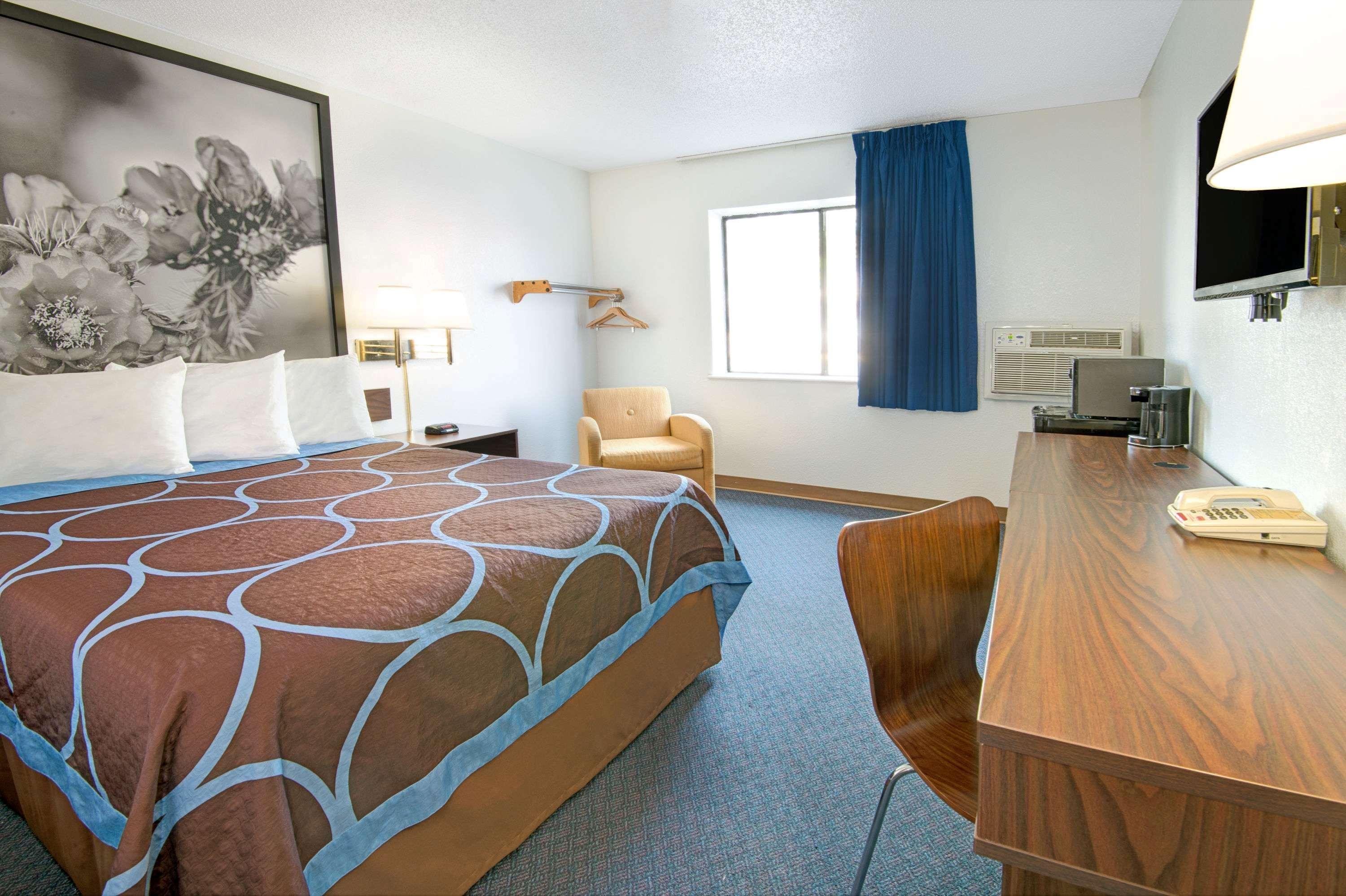 Super 8 By Wyndham Las Cruces University Area Buitenkant foto