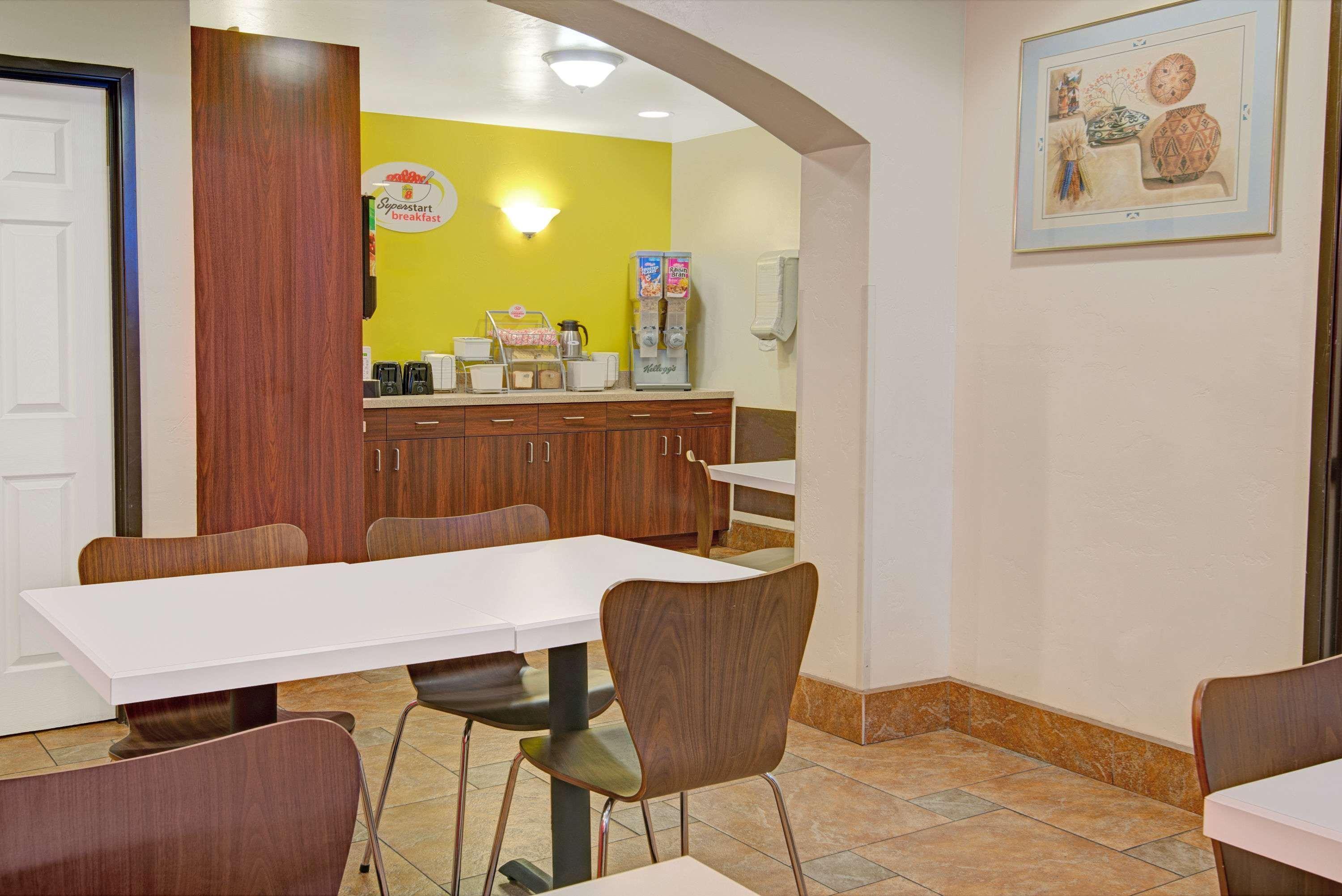 Super 8 By Wyndham Las Cruces University Area Buitenkant foto